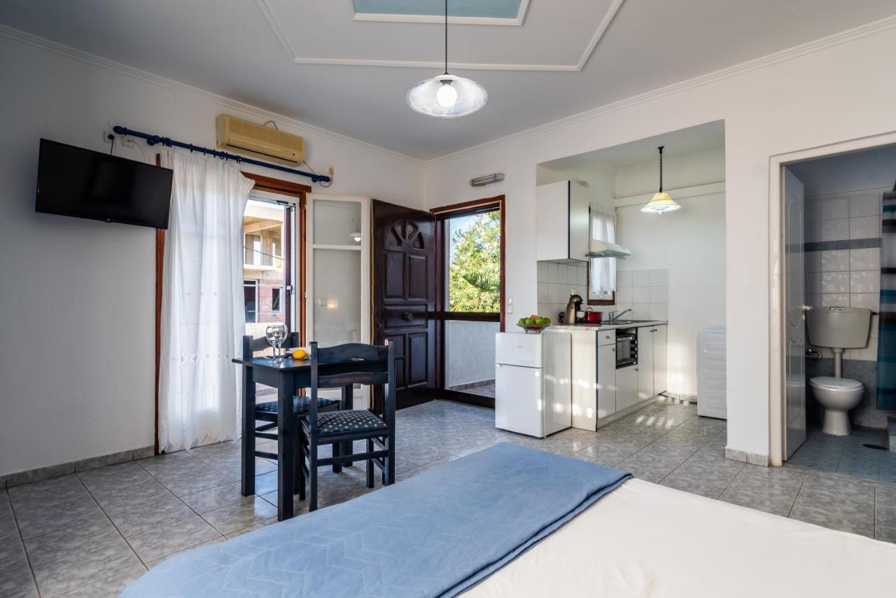 אדאמאס Kleo΄S Appartment מראה חיצוני תמונה
